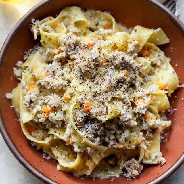 White Bolognese (Ragu Bianco).