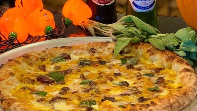 12" Pumpkin Pizza.