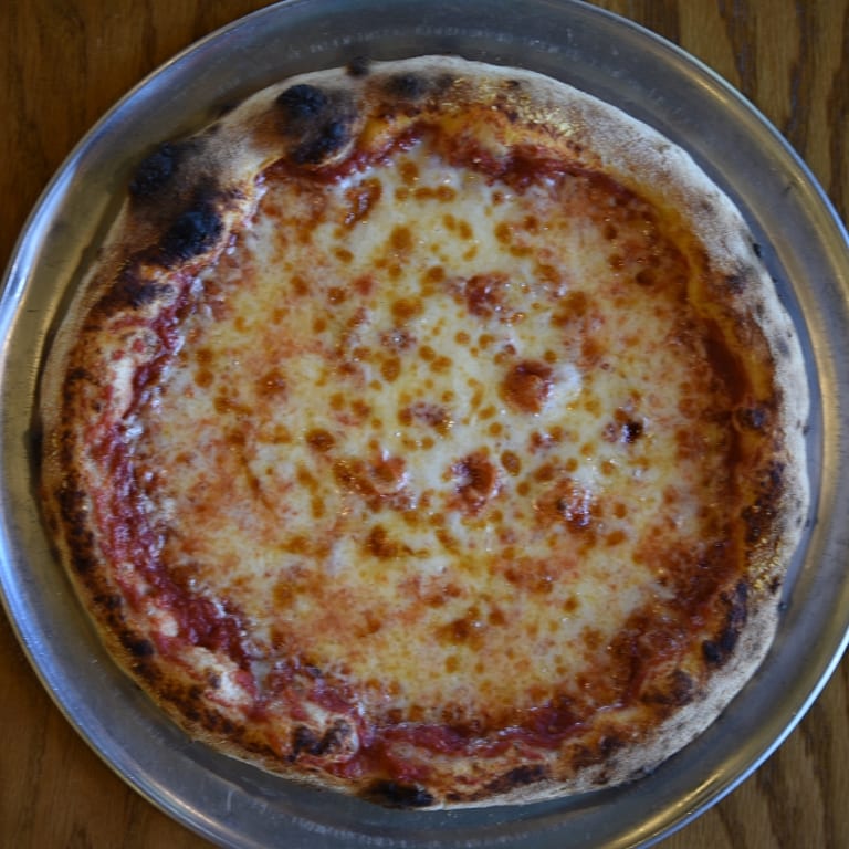Delicious Cheese Pizza